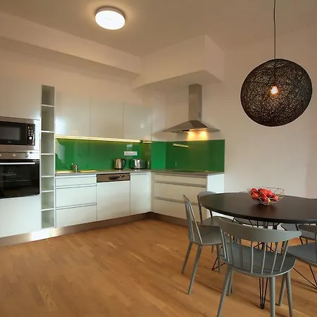 Apartmán Rybna 9 *